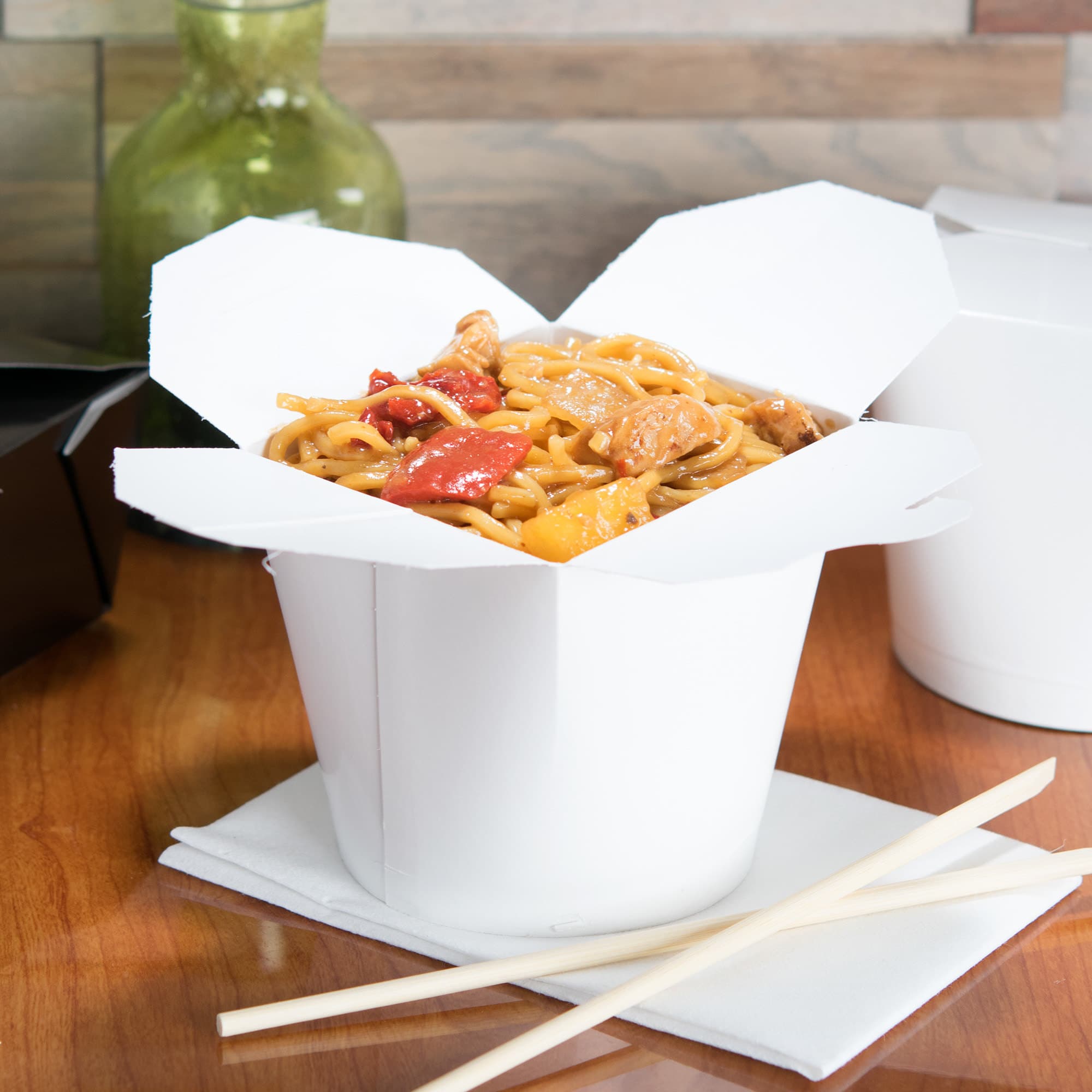 SmartServ 26SSPLAINM 26 oz. White Microwavable Paper Take-Out Container