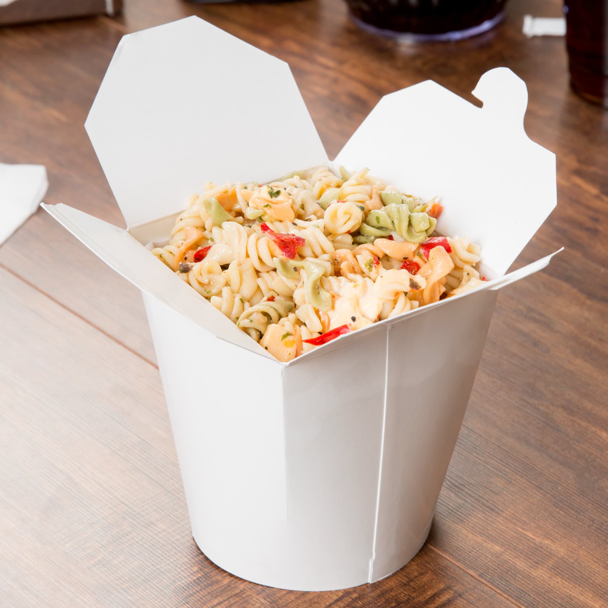 SmartServ 32SSPLAINM 32 oz. White Microwavable Paper Take-Out Container