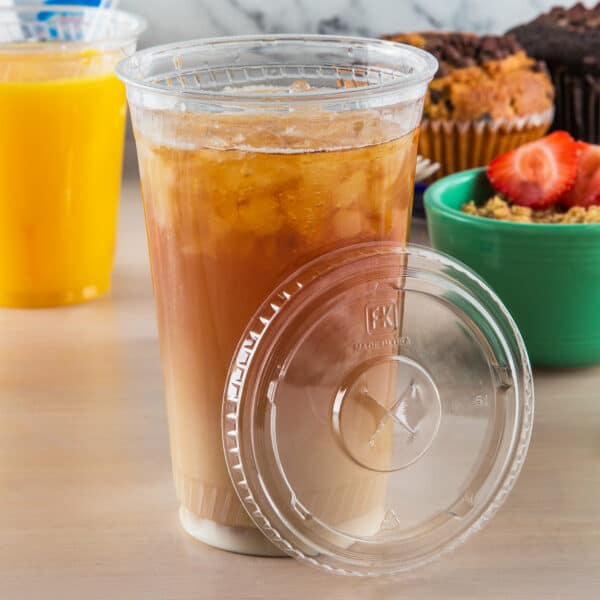 Clear Flat Lid with Straw Slot for 16, 20, 24oz Cups (1000/case)